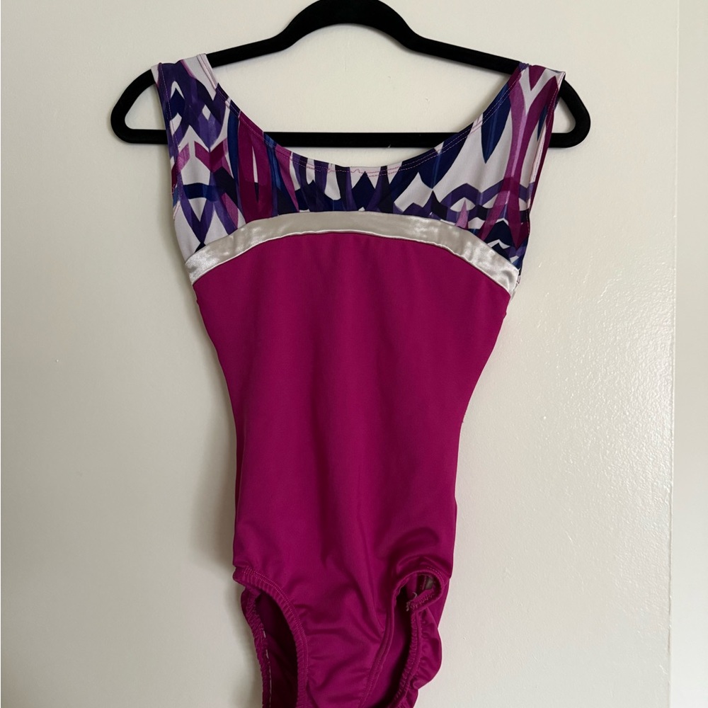 Fun Pink Leo